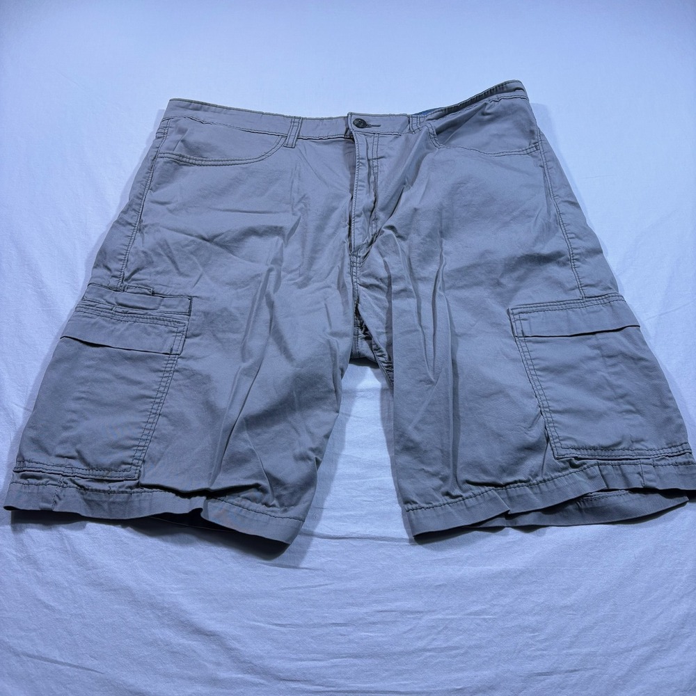 Signature by Levi Strauss Cargo Shorts Mens Size 40 Gray Cotton Blend